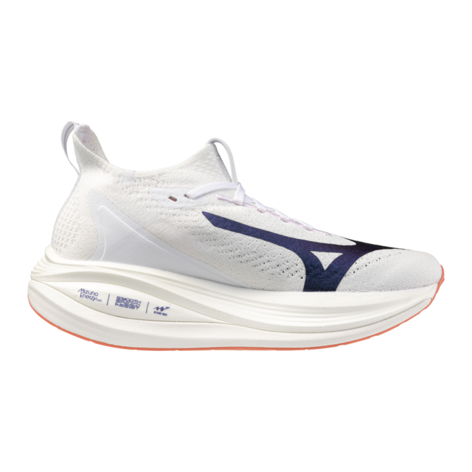Mizuno - Women's Wave Neo Vista 2 Running Shoe - Military & Gov't