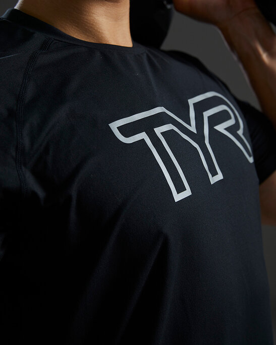 TYR ClimaDry™ Men's Raglan Big Logo Tech Tee - Solid