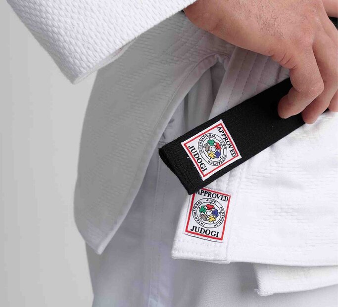 FUJI Sports - Ippon Gear IJF Judo Slim Fit Jacket Olympic 2 White -  Military & First Responder Discounts | GOVX